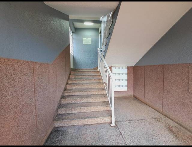 1 BEDROOM APARTMENT FOR SALE IN SUNNYRIDGE